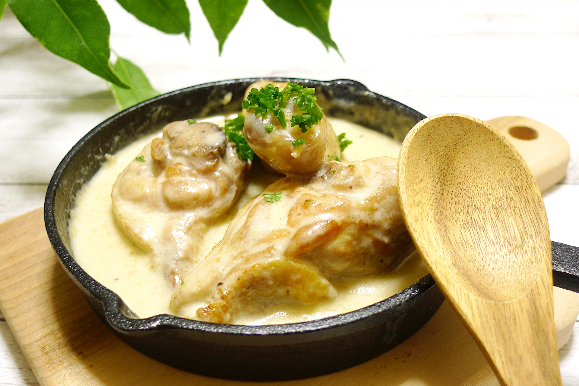 家事ヤロウ シュクメルリ 鶏肉のガーリック煮 のレシピ にんにくマシマシ 3月18日 きなこのレビューブログ