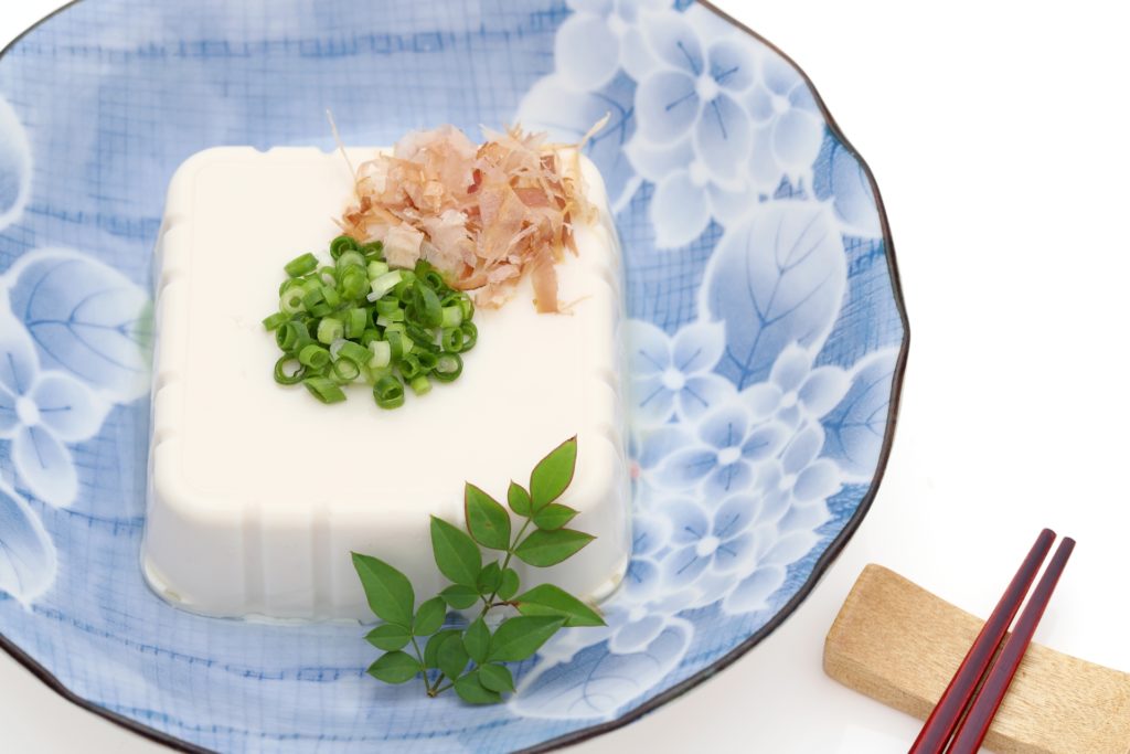家事ヤロウの豆腐ニラだれのレシピ
