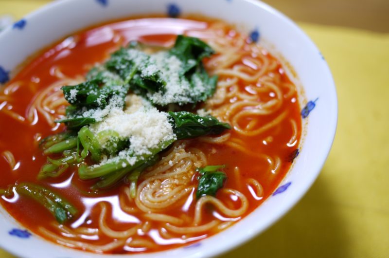 【ノンストップ】チキンラーメンでにんにくトマチキのレシピ｜袋麺アレンジ【8月24日】