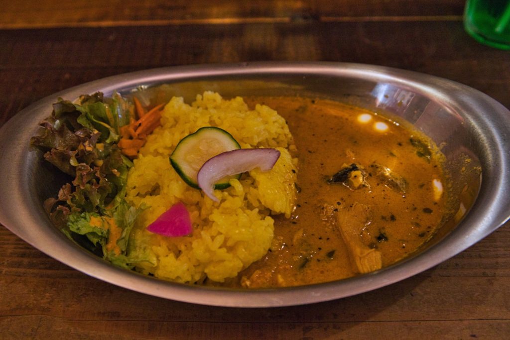 家事 ヤロウ バター チキン カレー