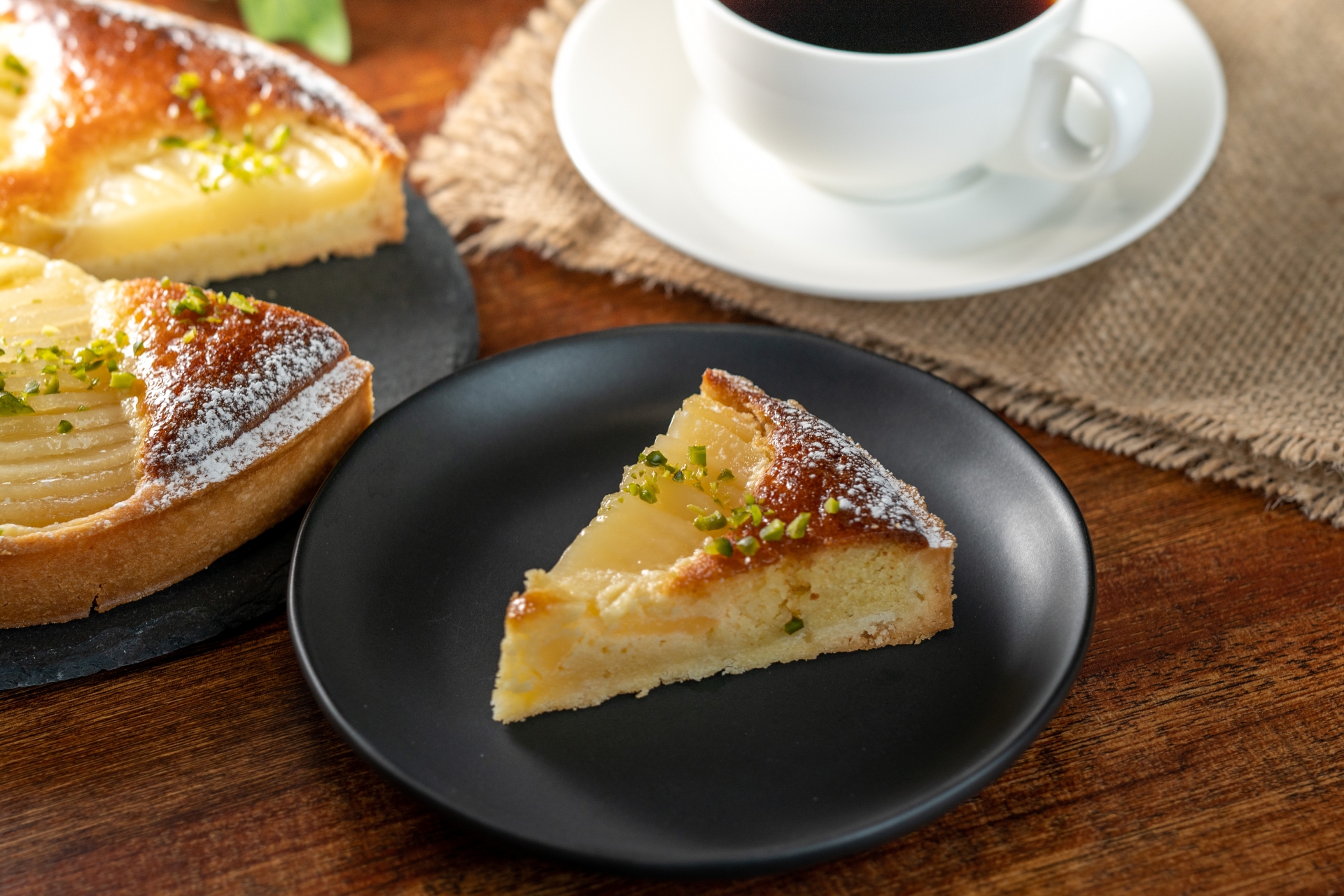 世界一受けたい授業 洋梨のフランベ ケーキ仕立てのレシピ 糸井章太のホットプレート料理 せかじゅ 11月28日 きなこのレビューブログ