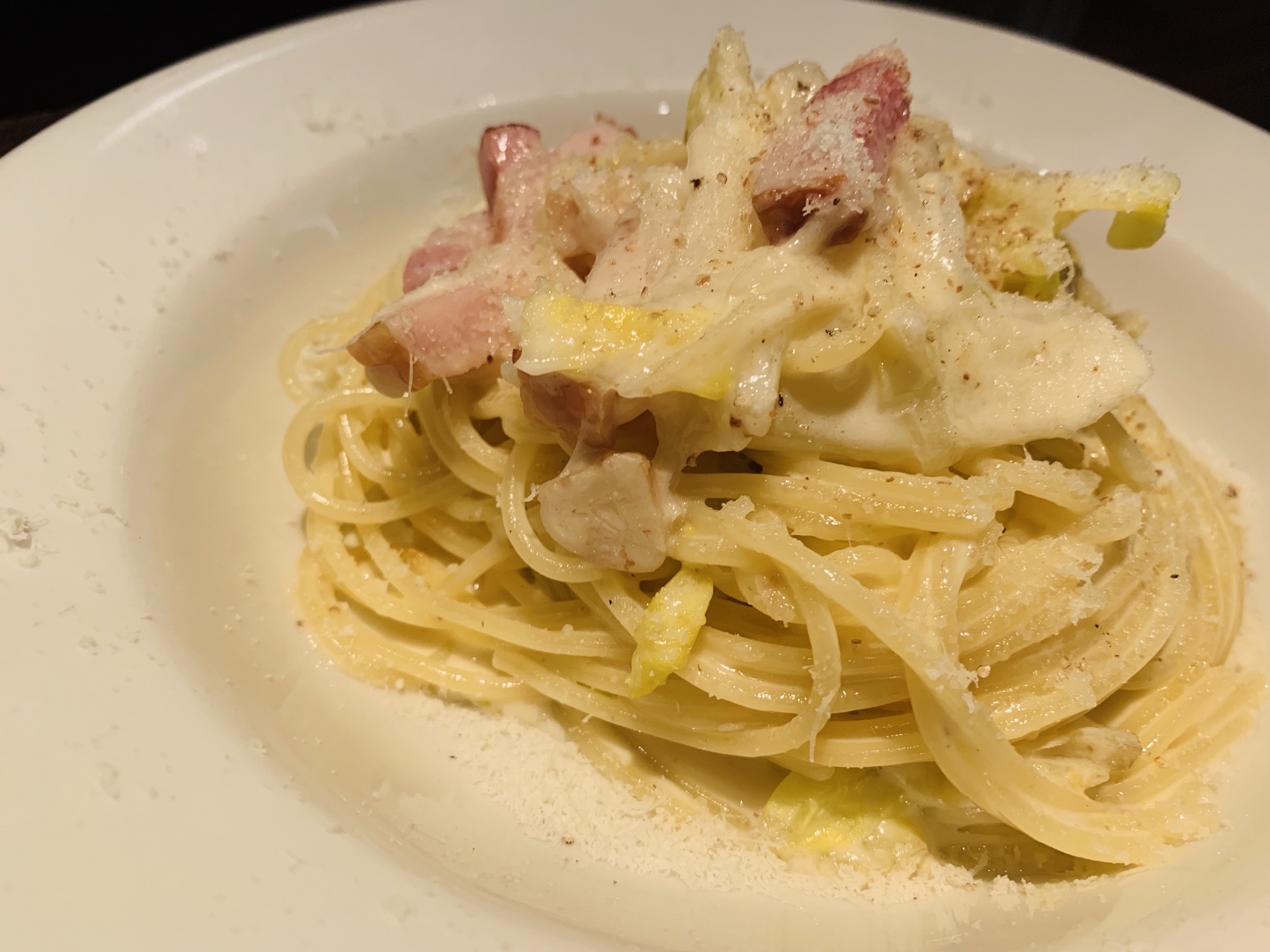 魔法のレストラン】絶対に失敗しないカルボナーラのレシピ｜マホレス