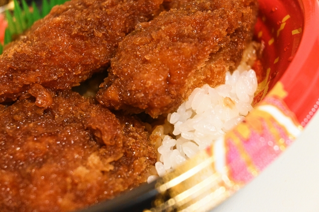 【ヒルナンデス】タルカツ丼(タルタルソース)のレシピ｜業務スーパー【12月13日】