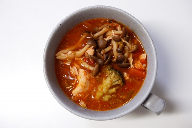 【ヒルナンデス】干しきのこのトマトスープ(1分煮込むだけスープ)のレシピ 島本美由紀の節約料理【11月21日】
